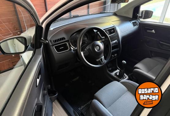 Autos - Volkswagen Suran 2011 Nafta 130000Km - En Venta