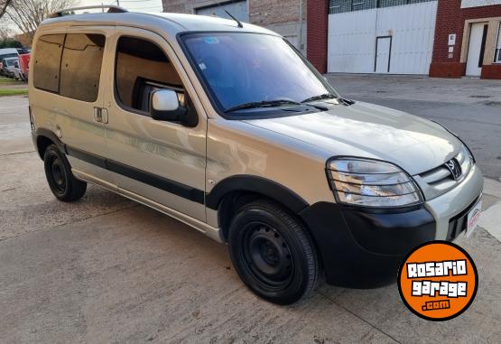 Utilitarios - Peugeot Partner Patagonica vtc 2012 GNC 130000Km - En Venta