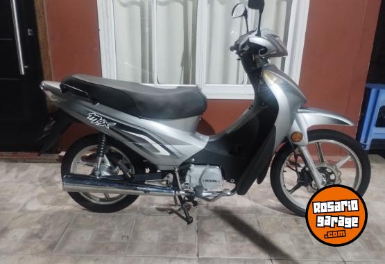 Motos - Mondial Max 2021 Nafta 13500Km - En Venta