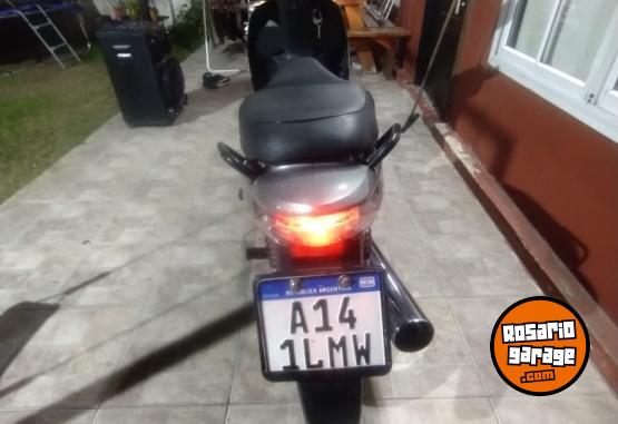 Motos - Mondial Max 2021 Nafta 13500Km - En Venta