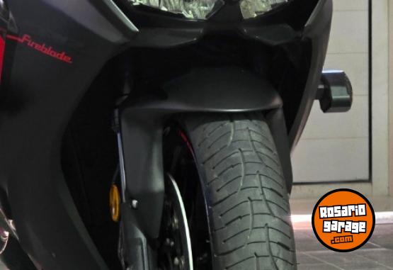 Motos - Honda Cbr 2018 Nafta 12Km - En Venta