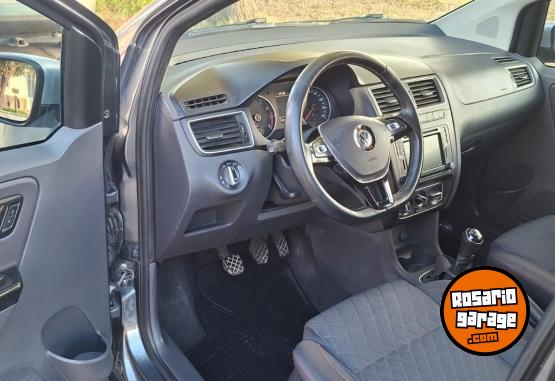 Autos - Volkswagen Suran Cross 2017 HIGHLIN 2017 GNC 137000Km - En Venta