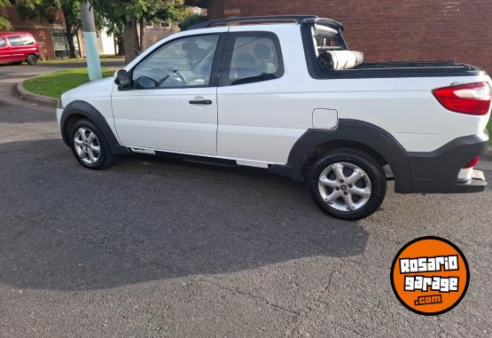 Camionetas - Fiat Strada jtd 2016 Diesel 205000Km - En Venta