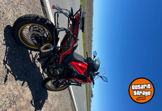 Motos - Moto Morini Xcape 650 2025 Nafta 6000Km - En Venta