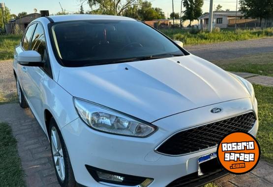 Autos - Ford Focus SE 2016 Nafta 141000Km - En Venta