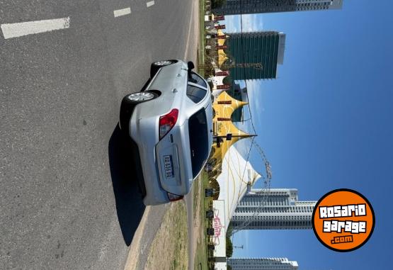 Autos - Nissan NISSAN VERSA 2019 GNC 79000Km - En Venta