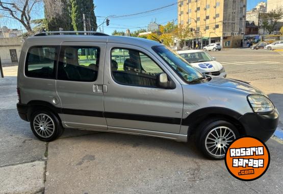Utilitarios - Peugeot Partner 2010 Diesel 157000Km - En Venta