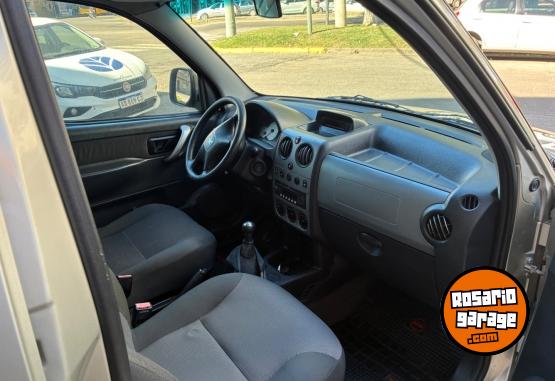Utilitarios - Peugeot Partner 2010 Diesel 157000Km - En Venta