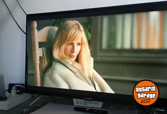 Electr�nica - Smart TV Hitachi 32 con control remoto - En Venta