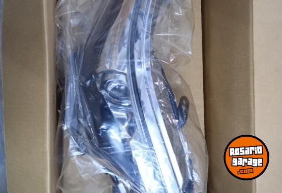 Accesorios para Autos - �pticas Hilux SW4 2016 a 2021 Originales - En Venta