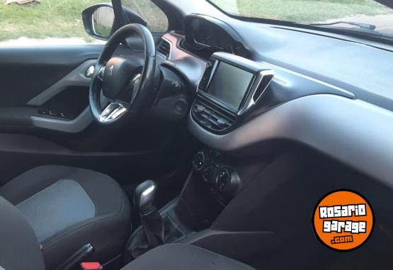 Autos - Peugeot 208 allure 2013 Nafta 127000Km - En Venta