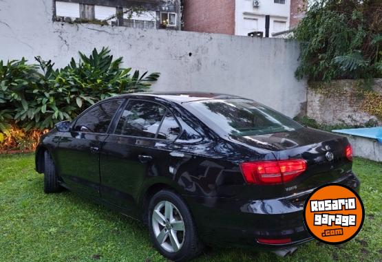 Autos - Volkswagen Vento 2015 Nafta 181000Km - En Venta