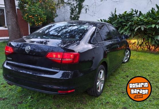 Autos - Volkswagen Vento 2015 Nafta 181000Km - En Venta