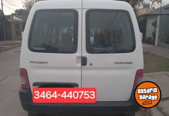 Utilitarios - Peugeot Partner 2021 Diesel 104000Km - En Venta