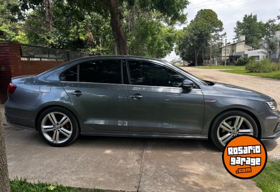 Autos - Volkswagen Gli App Connect + Nav Dsg 2017 Nafta 95000Km - En Venta