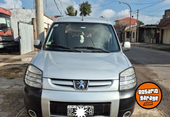 Utilitarios - Peugeot Partner 2015 Diesel 130000Km - En Venta