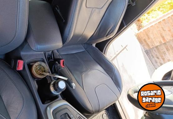 Autos - Ford Focus SE Plus 2.0 AT 2016 Nafta 108000Km - En Venta