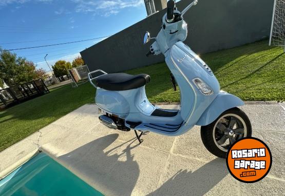 Motos - Vespa VXL 150 2025 Nafta 5000Km - En Venta