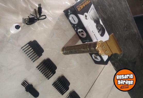 Otros - Maquina de cortar cabello, patillera, afeitadora, T9 Prof,  ✅ Recargable - En Venta