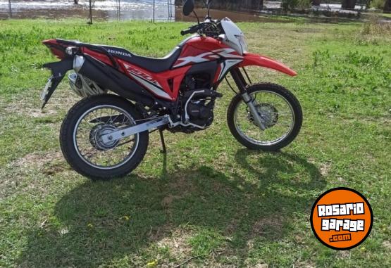 Motos - Honda XR 190 2023 Nafta 9000Km - En Venta