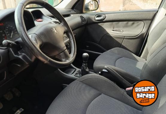 Autos - Peugeot 206 2008 Nafta 147000Km - En Venta