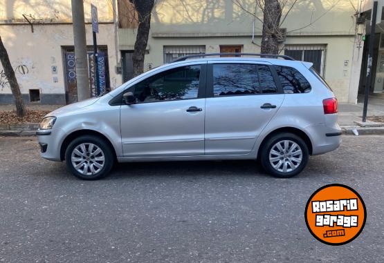 Autos - Volkswagen SURAN 2012 Nafta 74000Km - En Venta