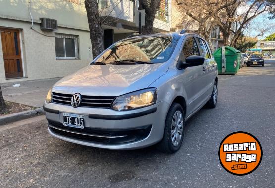 Autos - Volkswagen SURAN 2012 Nafta 74000Km - En Venta