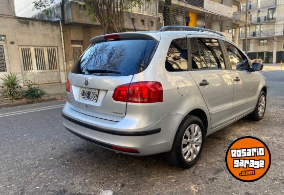 Autos - Volkswagen SURAN 2012 Nafta 74000Km - En Venta