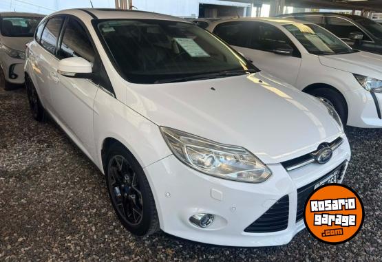 Autos - Ford FOCUS 5P 2.0 L TITANIUM 2013 Nafta 139822Km - En Venta