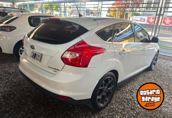 Autos - Ford FOCUS 5P 2.0 L TITANIUM 2013 Nafta 139822Km - En Venta