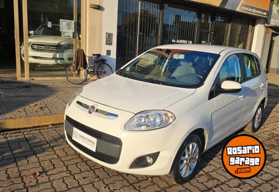 Autos - Fiat PALIO ATTRACTIVE 2015 Nafta 110000Km - En Venta