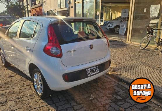 Autos - Fiat PALIO ATTRACTIVE 2015 Nafta 110000Km - En Venta