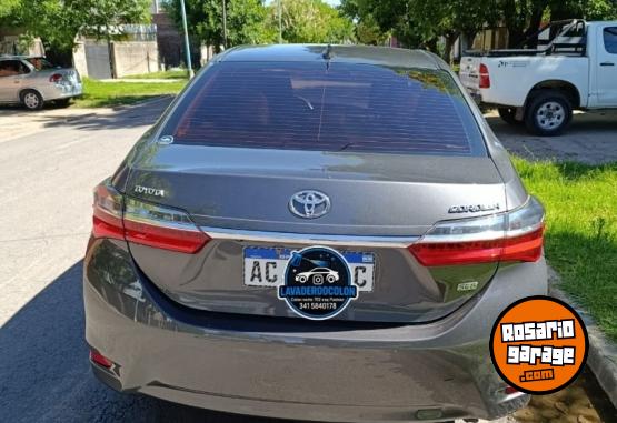 Autos - Toyota COROLLA 1.8 SE-G CVT 2018 Nafta 120000Km - En Venta