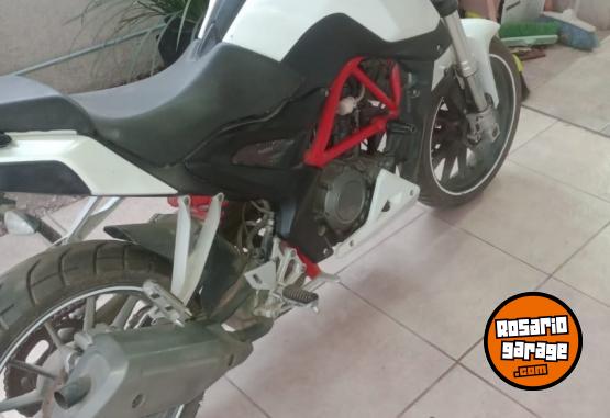 Motos - Benelli TNT 250 2016 Nafta 20341Km - En Venta