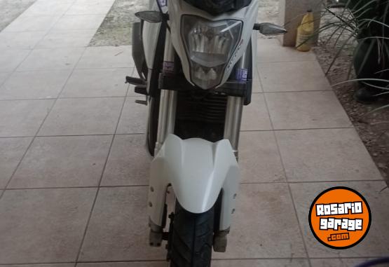 Motos - Benelli TNT 250 2016 Nafta 20341Km - En Venta