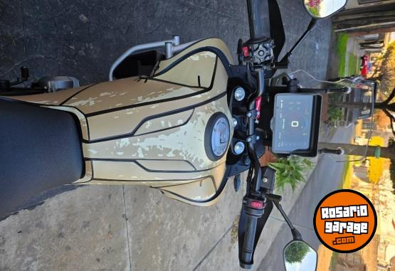 Motos - CF Explorer Edicion 2024 Nafta 8000Km - En Venta