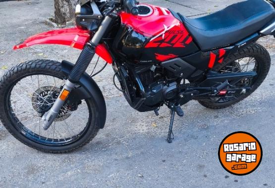 Motos - Hero Xpulse 200 2025 Nafta 7500Km - En Venta