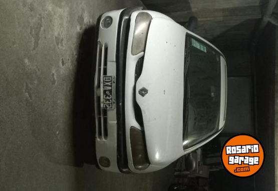 Autos - Renault Laguna 2001 Nafta 111111Km - En Venta