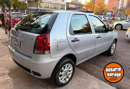 Autos - Fiat Palio Fire Top 2015 Nafta 67000Km - En Venta