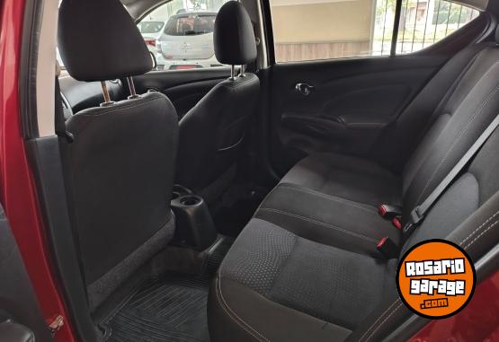 Autos - Nissan VERSA 2019 Nafta 107300Km - En Venta