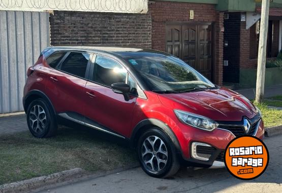 Autos - Renault Captur intense 2017 Nafta 150000Km - En Venta