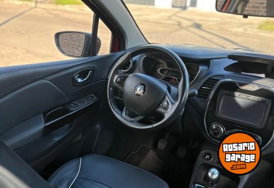 Autos - Renault Captur intense 2017 Nafta 150000Km - En Venta