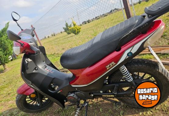 Motos - Zanella ZB Tunning 2024 Nafta 9600Km - En Venta
