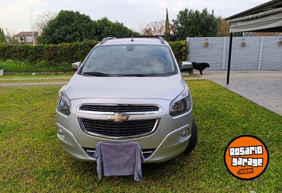Autos - Chevrolet Spin LTZ 7 asientos 2017 Nafta 62000Km - En Venta