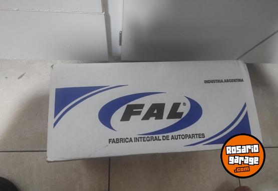 Accesorios para Autos - parábola acrílica cubrefaro trasero Suran 2007-2010 - En Venta