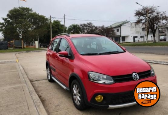 Utilitarios - Volkswagen Suran cross 2013 Nafta 102000Km - En Venta