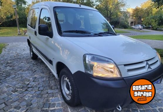 Utilitarios - Citroen Berlingo mixta 1ra mano 2017 Diesel 155000Km - En Venta