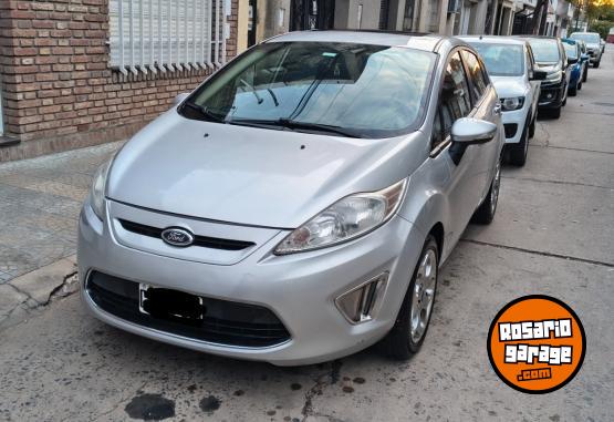 Autos - Ford FIESTA KD TITANIUM 2013 Nafta 196000Km - En Venta