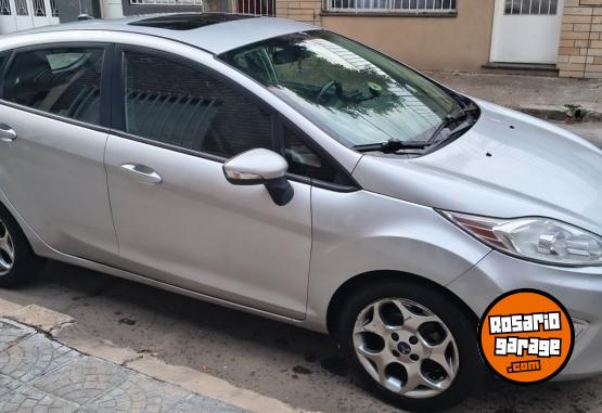 Autos - Ford FIESTA KD TITANIUM 2013 Nafta 196000Km - En Venta