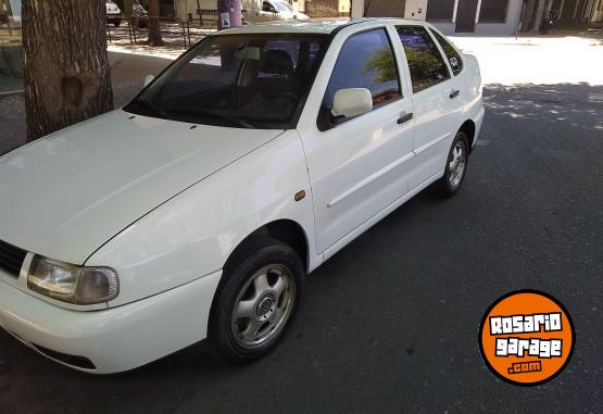 Autos - Volkswagen Polo 1999 GNC 154000Km - En Venta